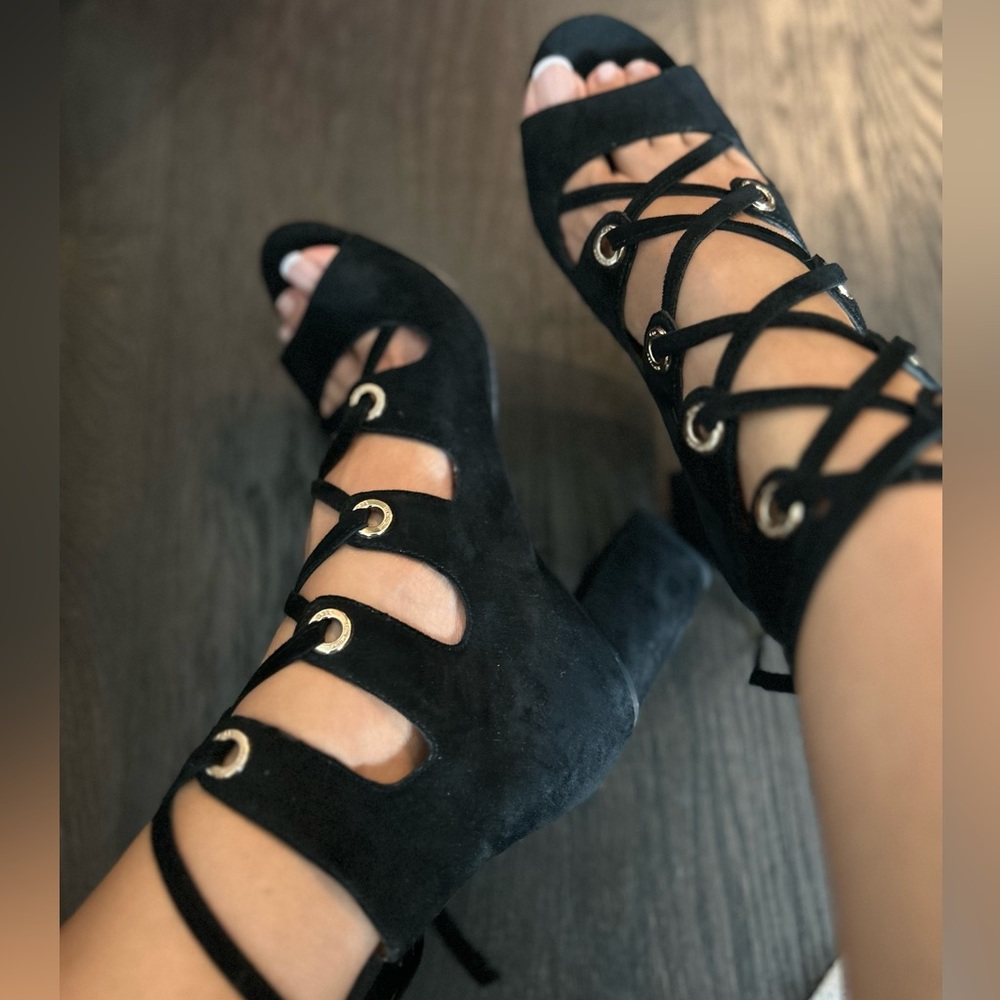 Coach black heels sandals, Leather, crafted of velvety suede, open toe, S 8